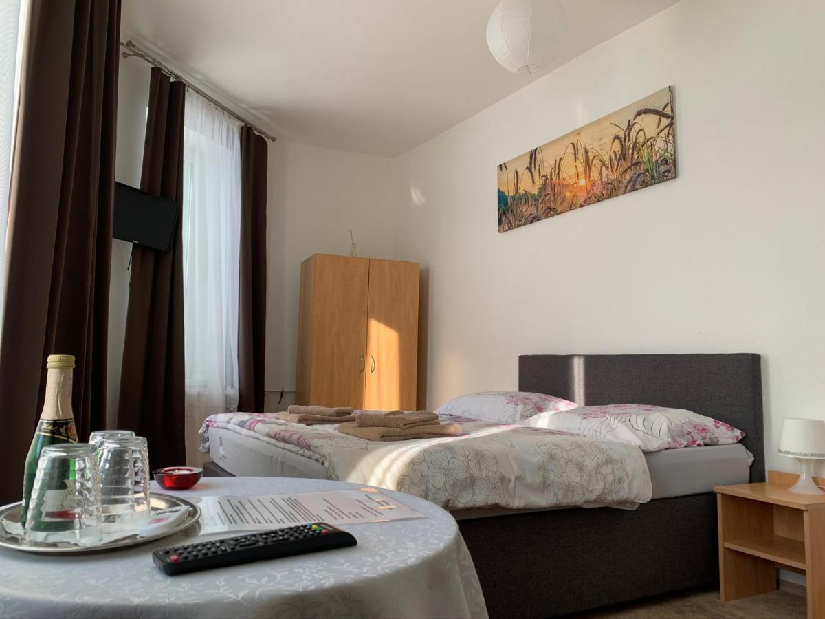 Ubytovanie Violet Vazec Luaran gambar
